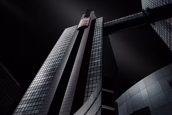 Architecture fine art en noir et blanc, perspective graphique - Proximus Tower